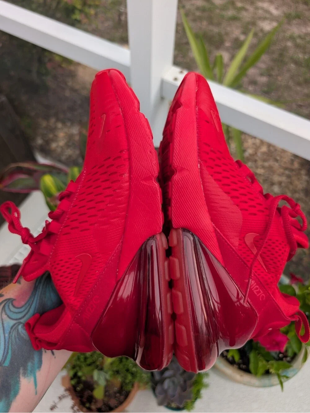 Nike Air Max 270 GS University Red Size 6.5Y Women's 8 CW6987-600 Like NWB